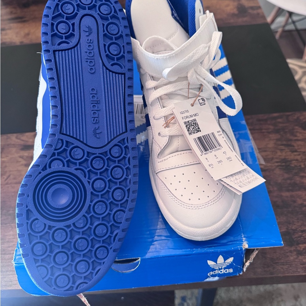 New ! With tags Adidas Forum Mid